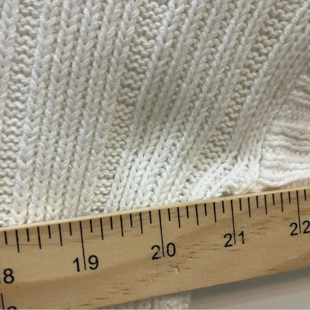 In Between Women White Knit Sweater Size S Oversized‎